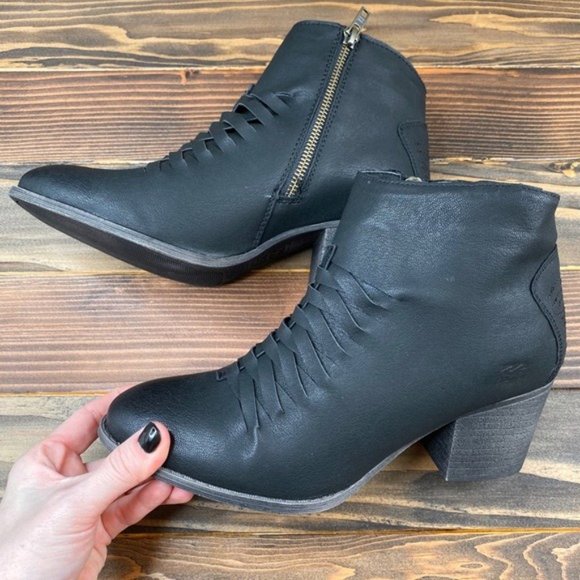 Billabong Shoes - SOLD!! Billabong Black Leather Ankle Booties 9.5